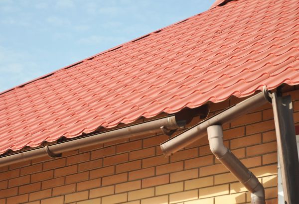 Loose Gutter Repair in Portage
